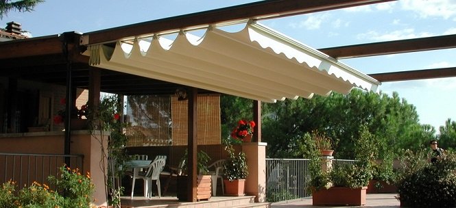 Терасні сонцезахисні системи