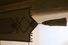 Аппликация шнуром по жесткому ламбрекену