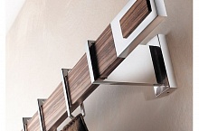 Карниз скарлайн, дерево